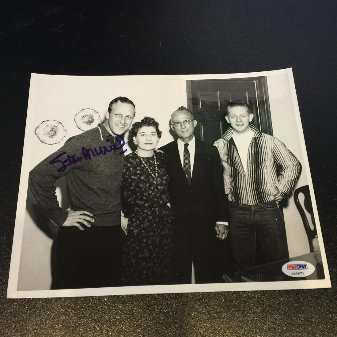1950's Stan Musial Signed Autographed Original Photo From Musial Estate PSA: 1950's Stan Musial Signed Autographed Original Photo From Musial Estate PSA Autograph Authentication: Professional Sports (PSA/DNA) Product: Photo Original/Reprint: Original Sport: Baseball-MLB PLEASE