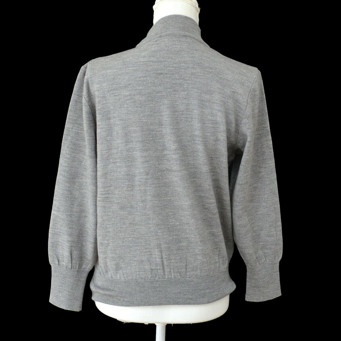Yves Saint Laurent Vintage Long Sleeve Tops Gray Wool #M: Yves Saint Laurent Vintage Long Sleeve Tops Gray Wool #M Style: Tops Outer Shell Material: 100% Wool Color: Gray Brand: Yves Saint Laurent Size: #M Size Type: Regular Department: Women Type: Tops B: R
