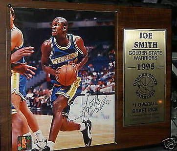 Joe Smith Autographed Signed Plaque Scoreboard Cert: Joe Smith Autographed Signed Plaque Scoreboard Cert Sport: Basketball-NBA Product: Photo Original/Reprint: Original Player: Joe Smith PLEASE NOTE: Framed Large or heavy Items do not have