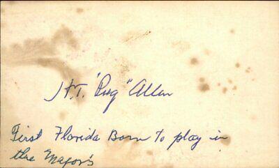 Horace Pug Allen Brooklyn Robins d.1981 Signed/Auto 3x5 Index Card 162713: Horace Pug Allen Brooklyn Robins d.1981 Signed/Auto 3x5 Index Card 162713 Sport: Baseball-MLB Product: Index Card Original/Reprint: Original Autograph Authentication: Seller League: MLB PLEASE