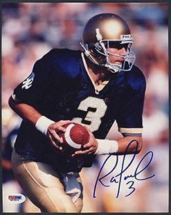 Ron Powlus Notre Dame Fighting Irish Signed 8x10 Photo PSA/DNA 133532: Ron Powlus Notre Dame Fighting Irish Signed 8x10 Photo PSA/DNA 133532 Sport: Football Product: 8x10 Original/Reprint: Original Autograph Authentication: PSA/DNA PLEASE NOTE: Framed Large or