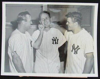 Bauer/Morgan/Skowron 1954 NY Yankees 7x9 B/W Wire/Press Photo 150824: Bauer/Morgan/Skowron 1954 NY Yankees 7x9 B/W Wire/Press Photo 150824 Sport: Baseball Product: Misc Photo Original/Reprint: Original Team: New York Yankees Autograph Authentication: Seller League: