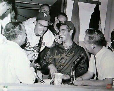 Sandy Koufax Vin Scully Dual Autographed 16X20 Photo Dodgers Legends OA 8417680: Sandy Koufax Vin Scully Dual Autographed 16X20 Photo Dodgers Legends OA 8417680 Sport: Baseball-MLB Product: Photo Original/Reprint: Original Player: Sandy KoufaxVin Scully Autograph