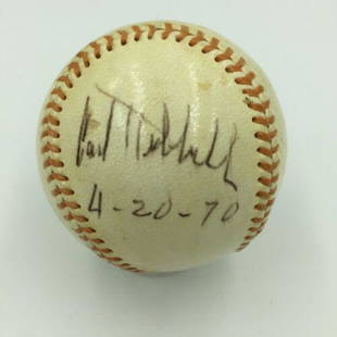 Vintage 1970 Carl Hubbell Single Signed Baseball Pre Stroke Signature JSA COA: Vintage 1970 Carl Hubbell Single Signed Baseball Pre Stroke Signature JSA COA Autograph Authentication: James Spence (JSA) Product: Ball Original/Reprint: Original Sport: Baseball-MLB PLEASE