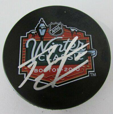Braydon Coburn Flyers Signed 2010 Winter Classic Logo Puck PASS 144565: Braydon Coburn Flyers Signed 2010 Winter Classic Logo Puck PASS 144565 Sport: Hockey Product: Hockey Puck Original/Reprint: Original Team: Philadelphia Flyers Autograph Authentication: Seller League: 
