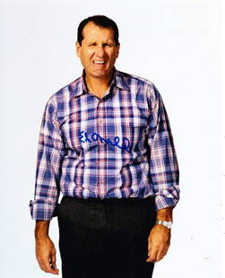 Ed O'Neill Authentic Autographed 8x10 Photo: Ed O'Neill Authentic Autographed 8x10 Photo Signature: Ed O'Neill Product: Autographed 8x10 Photo Featured TV Show: Married with Children The Mynt Guarantee: All items in this auction