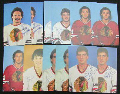 Lot of 12 Chicago Blackhawks Signed 3.5x5.5 Team Issued Photo incl. Cyr 150474: Lot of 12 Chicago Blackhawks Signed 3.5x5.5 Team Issued Photo incl. Cyr 150474 Sport: Hockey-NHL Product: Photo Original/Reprint: Original Team: Chicago Blackhawks Autograph Authentication: Seller