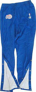 Los Angeles Clippers Champion Game Used Tear Away Pants #33 Size 40: Los Angeles Clippers Champion Game Used Tear Away Pants #33 Size 40 Team: Los Angeles Clippers Sport: Basketball-NBA Autograph Authentication: Cardboard Legends PLEASE NOTE: Framed Large or heavy