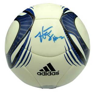 Heather Mitts Team USA Soccer Signed/Autographed Adidas Soccer Ball JSA 131255: Heather Mitts Team USA Soccer Signed/Autographed Adidas Soccer Ball JSA 131255 Sport: Soccer Product: Ball Original/Reprint: Original Autograph Authentication: JSA PLEASE NOTE: Framed Large or