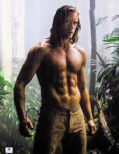 Alexander Skarsgard Signed Autographed 11X14 Photo The Legend of Tarzan GV848554: Alexander Skarsgard Signed Autographed 11X14 Photo The Legend of Tarzan GV848554 Industry: Movies Object Type: Photograph Original/Reproduction: Original Signed by: Alexander Skarsgard Autograph