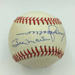 1977 New York Yankees World Series Champs Team Signed AL Baseball PSA DNA COA: 1977 New York Yankees World Series Champs Team Signed AL Baseball PSA DNA COA Autograph Authentication: Professional Sports (PSA/DNA) Product: Ball Original/Reprint: Original Sport: Baseball-MLB 