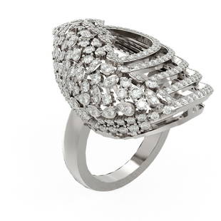3 ctw Diamond Ring 18K White Gold: 3 ctw Diamond Ring 18K White Gold 3 ctw Diamond Ring 18K White Gold Designer Brand Luxury Jewelrymade in the USA Suggested Retail Price: $11650 Item: Diamond RingTotal Gem weight: 3 carats Metal: