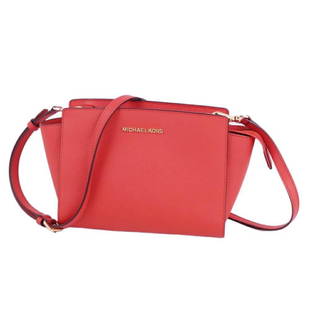 Michael Kors MICHAEL KORS SELMA Selma Shoulder Bag Red Ladies: Michael Kors MICHAEL KORS SELMA Selma Shoulder Bag Red Ladies Brand: Michael Kors Line: Selma Model: Selma shoulder bag crossbody bag Type: Shoulder bag Gender: Women Material: PVC PVC: 