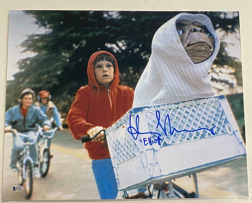 Henry Thomas Authentic Autographed 16x20 Photo: Henry Thomas Authentic Autographed 16x20 Photo Signature: Henry Thomas Product: Autographed 16x20 Photo Inscription: Elliott Featured Movie: ET Certificate of Authenticity: Beckett Hologram & Card The