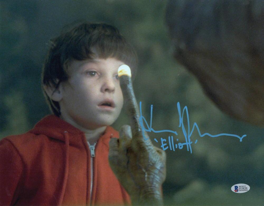 Henry Thomas Authentic Autographed 11x14 Photo: Henry Thomas Authentic Autographed 11x14 Photo Signature: Henry Thomas Product: Autographed 11x14 Photo Featured Movie: E.T. Certificate of Authenticity: Beckett Hologram & Card The Mynt Guarantee: Al