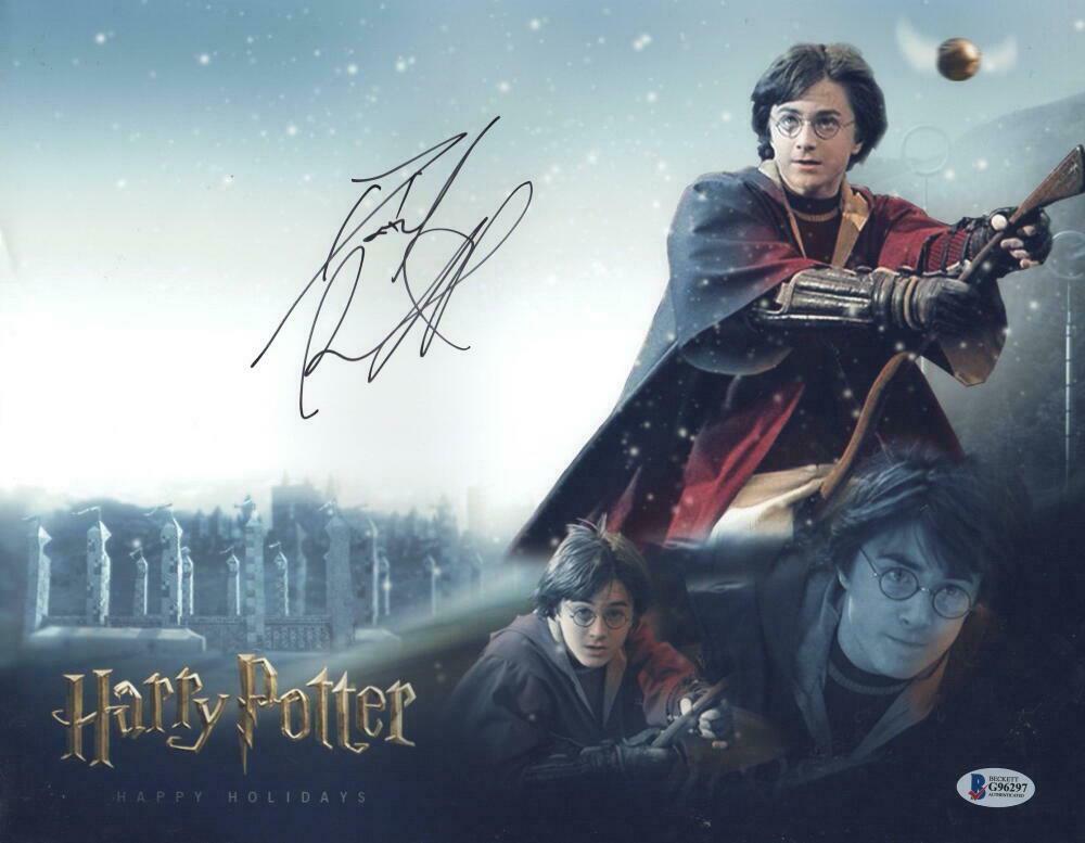 Daniel Radcliffe Authentic Autographed 11x14 Photo: Daniel Radcliffe Authentic Autographed 11x14 Photo Signature: Daniel Radcliffe Product: 11x14 Photo Featured Movie: Harry Potter Certificate of Authenticity: Beckett Hologram & Card The Mynt Guarantee
