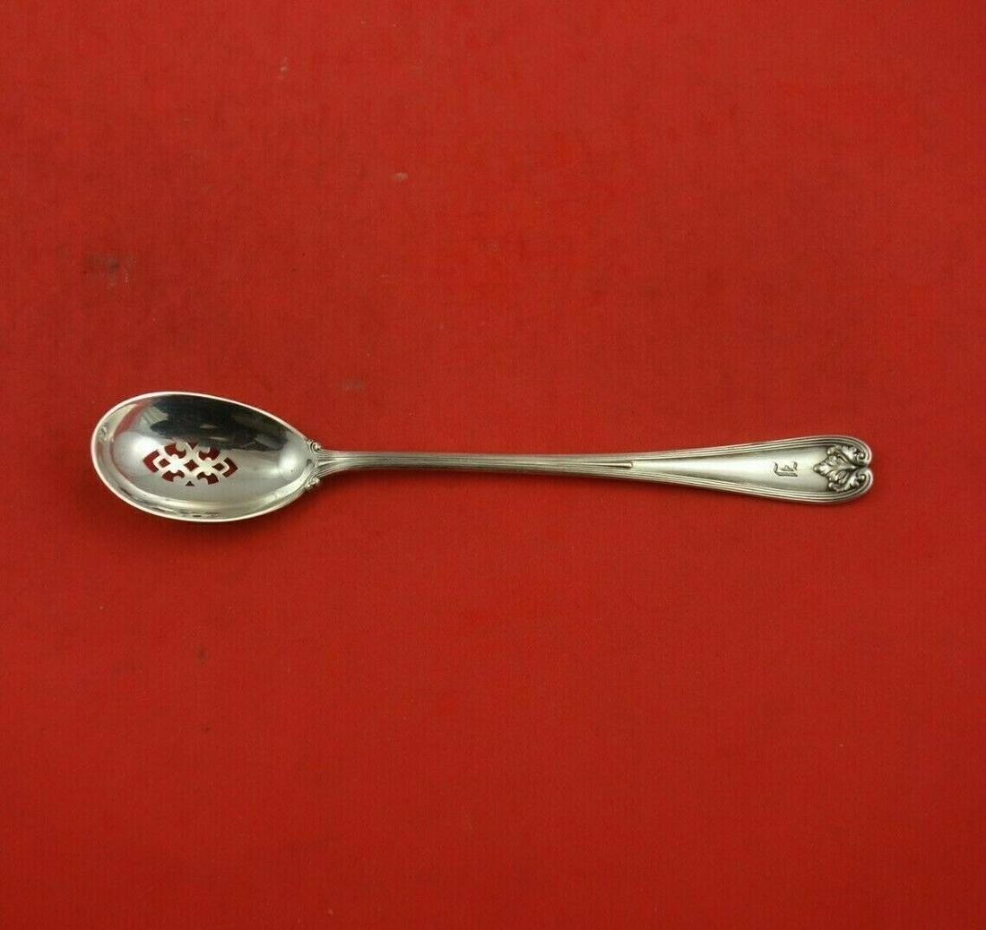 Colonial by Tiffany and Co Sterling Silver Olive Spoon Original 6 1/2": Colonial by Tiffany and Co Sterling Silver Olive Spoon Original 6 1/2" Maker: Tiffany & Co. Composition: Sterling Silver Age: 1850-1899 Brand: Tiffany & Co. Pattern: Colonial Type: Serving Spoon Featu
