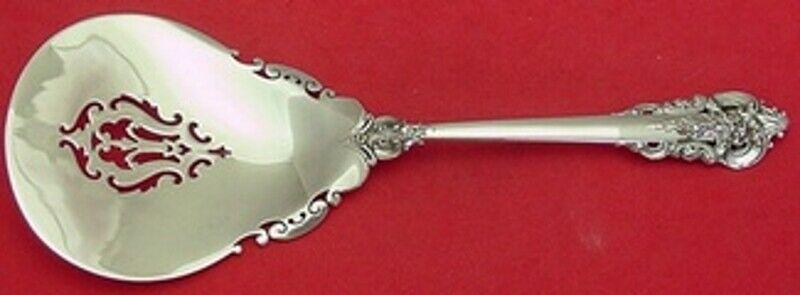 Grande Baroque by Wallace Sterling Silver Tomato Server FH 8 1/8": Grande Baroque by Wallace Sterling Silver Tomato Server FH 8 1/8" Maker: Wallace Featured Refinements: Grand Baroque Silverware Composition: Sterling Silver Age: Post-1940 Brand: Wallace Pattern: Gran