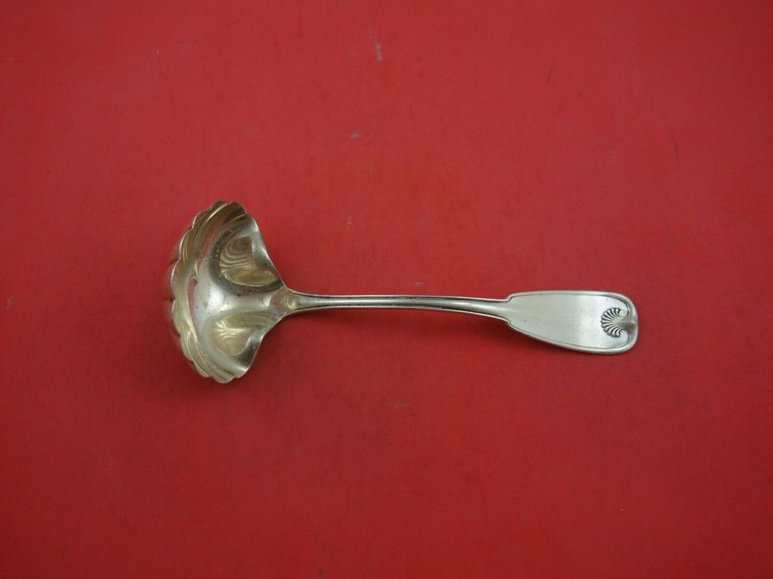 Palm by Tiffany & Co. Sterling Silver Gravy Ladle Shell Bowl 8 1/4": Palm by Tiffany & Co. Sterling Silver Gravy Ladle Shell Bowl 8 1/4" Maker: Tiffany & Co. Composition: Sterling Silver Brand: Tiffany & Co. Pattern: Palm Type: Ladle Featured Refinements: Tiffany Sterl