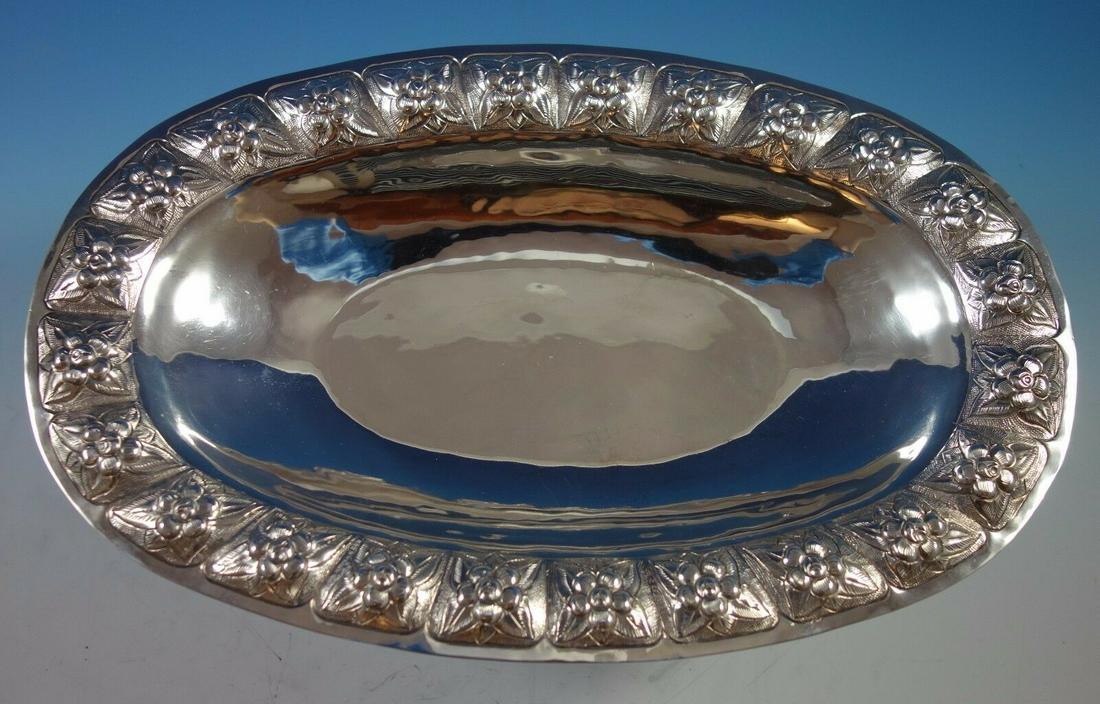 Aztec Rose by Sanborns Mexican Mexico Sterling Silver Vegetable Dish 13": Aztec Rose by Sanborns Mexican Mexico Sterling Silver Vegetable Dish 13" Maker: Sanborns Composition: Sterling Silver Type: Vegetable Dish Aztec rose by sanborns Aztec rose by sanborns mexican sterlin