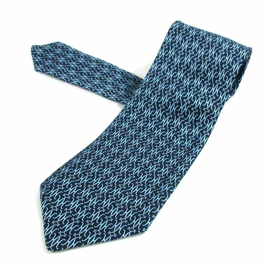 HERMES Blue Silk Mens: HERMES Blue Silk Mens Brand: HERMES Style: Tie Color: Blue Material: Silk Accessories: Box Conditionrank: 7 Size Type: Does not apply Size (Mens): Does not apply Size (WomanS): Does not apply Us Shoe