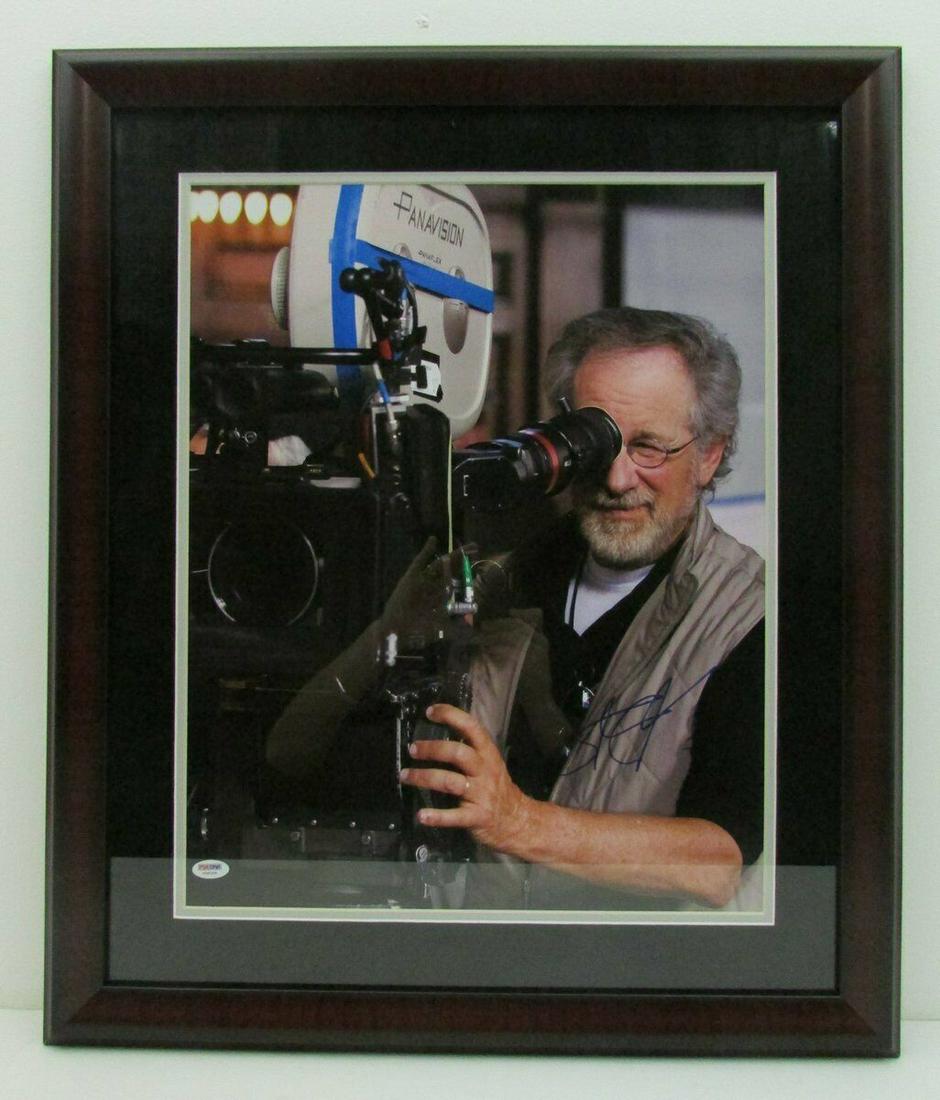 Steven Spielberg STAR WARS Autographed/Signed 16x20 Framed Photo PSA/DNA: Steven Spielberg STAR WARS Autographed/Signed 16x20 Framed Photo PSA/DNA Autograph Authentication: PSA/DNA Industry: Movies Original/Reproduction: Original Pre-Owned PLEASE NOTE: Framed Large or heavy