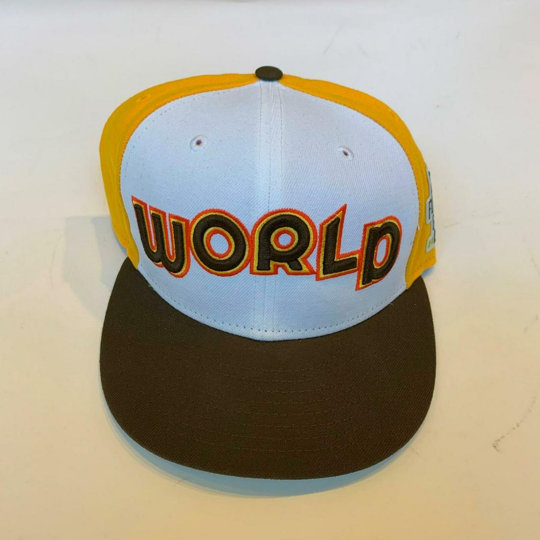 Yoan Moncada Game Used 2016 All Star Game Hat (MVP Game) MLB ated: Yoan Moncada Game Used 2016 All Star Game Hat (MVP Game) MLB ated Autograph Authentication: MLB Product: Hat Original/Reprint: Original Sport: Baseball-MLB Pre-Owned PLEASE NOTE: Framed Large or heavy