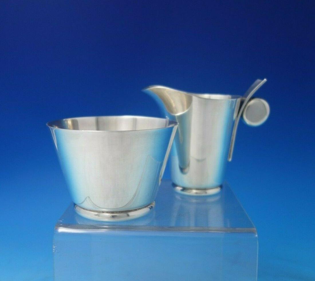 Modern Georgian by Allan Adler Sterling Silver Sugar Creamer Set 2pc: Modern Georgian by Allan Adler Sterling Silver Sugar Creamer Set 2pc Maker: Allan Adler Type: Creamers & Sugar Bowls Composition: Sterling Silver Age: Post-1940 Brand: Allan Adler Pattern: Modern Geor