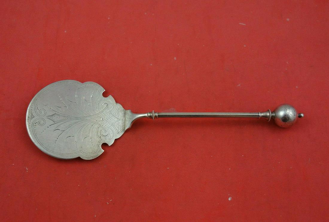 Ball End by George Sharp Sterling Silver Tomato Server Brite-Cut 8 3/4": Ball End by George Sharp Sterling Silver Tomato Server Brite-Cut 8 3/4" Maker: George Sharp Composition: Sterling Silver Age: 1850-1899 Brand: George Sharp Pattern: Ball End Type: Serving Pieces Ball