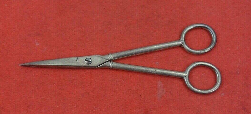 English Estate Sterling Silver Scissors desk London 1933 AS 6 3/4": English Estate Sterling Silver Scissors desk London 1933 AS 6 3/4" Composition: Sterling Silver Age: 1900-1940 Type: Scissors English estate sterling silver scissors desk london all sterling 6 3/4" 19