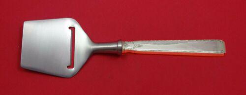 Old Lace by Towle Sterling Silver Cheese Plane with Flat Blade HHWS Custom: Old Lace by Towle Sterling Silver Cheese Plane with Flat Blade HHWS Custom Maker: Towle Composition: Sterling Silver Age: Post-1940 Type: Cheese Plane Old lace by towleold lace by towle sterling silve