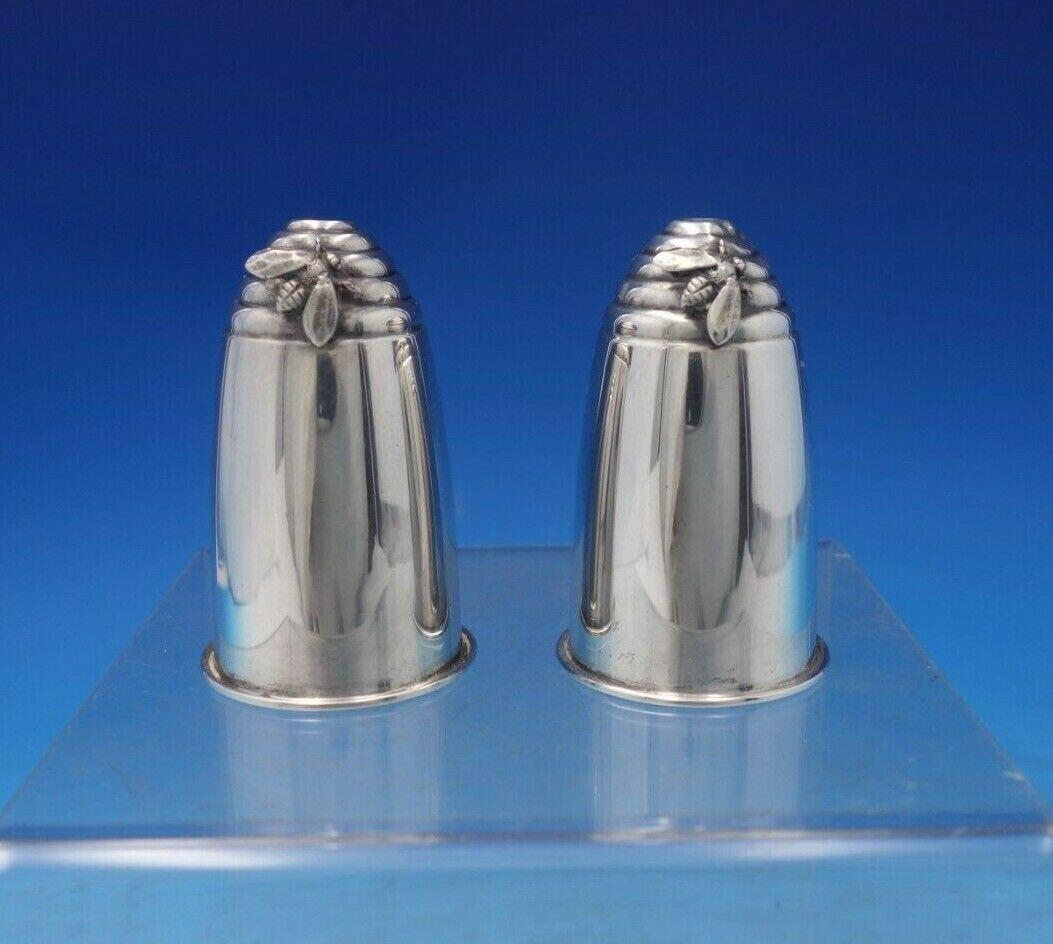 Bee by Gorham Sterling Silver Salt Pepper Shaker Set 2pc Honeycomb: Bee by Gorham Sterling Silver Salt Pepper Shaker Set 2pc Honeycomb Type: Salt & Pepper Shakers Maker: Gorham Composition: Sterling Silver Brand: Gorham Pattern: Bee Bee by gorhamcaptivating bee by gor