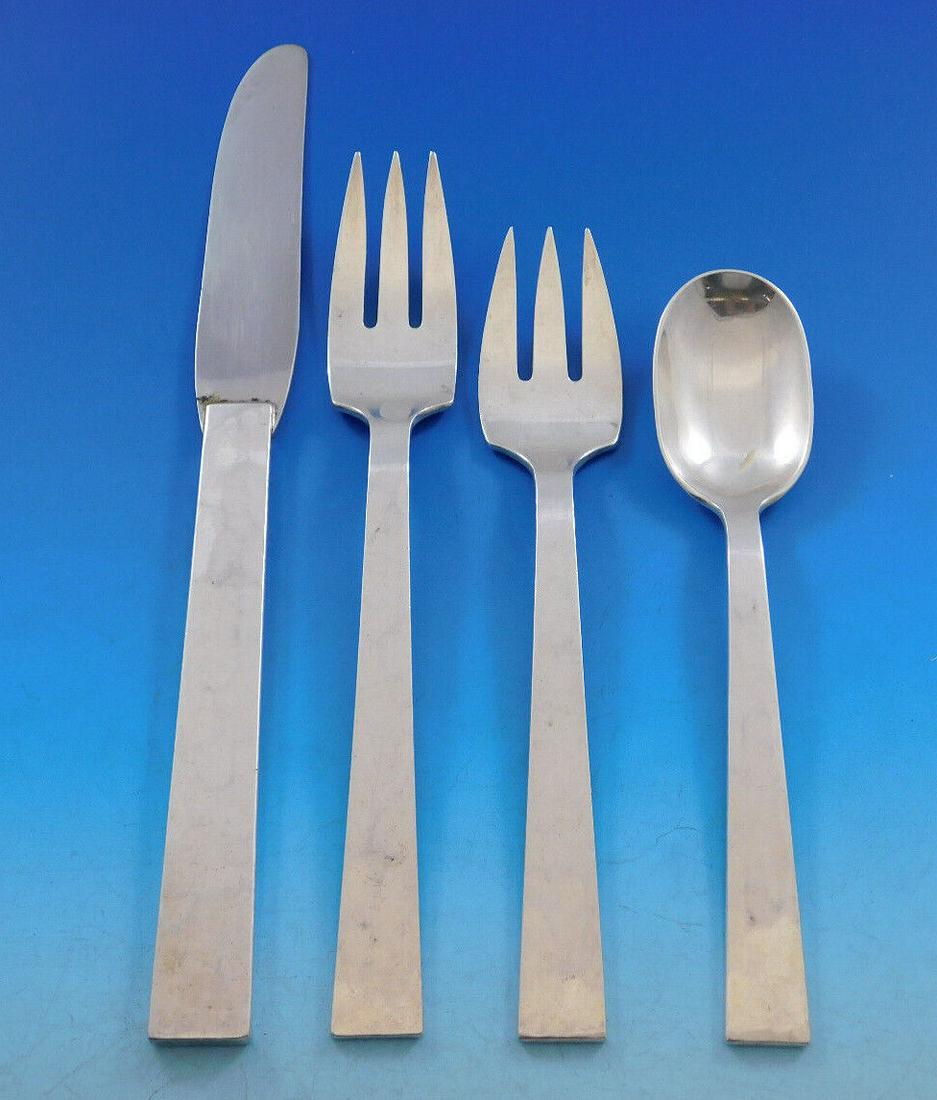 Harry Osaki Sterling Silver Flatware Set Service Hand Wrought 26 pieces Rare: Harry Osaki Sterling Silver Flatware Set Service Hand Wrought 26 pieces Rare Maker: Lebolt Composition: Sterling Silver Style: Arts & Crafts/Mission Age: 1900-1940 Brand: Harry Osaki Type: Flatware - 