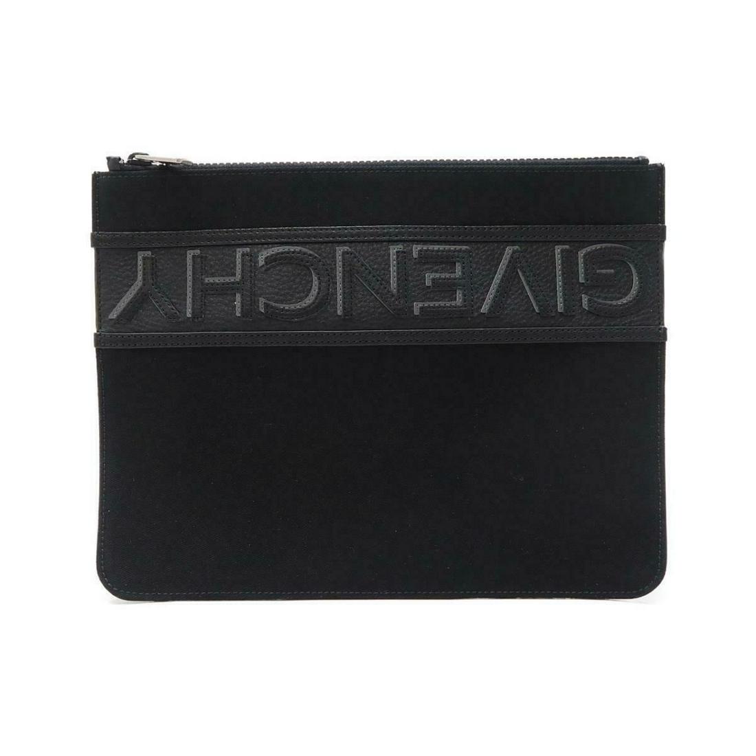GIVENCHY Bag BK600JK0G6: GIVENCHY Bag BK600JK0G6 Brand: GIVENCHY Style: Hand Bag Exterior Color: 001 BLACK SILVER Metal Parts Exterior Material: Canvas + Calf Gender: Unisex Size: WxHxD : 30cm x 23cm x 0.5cm Type: Hand Bag AB