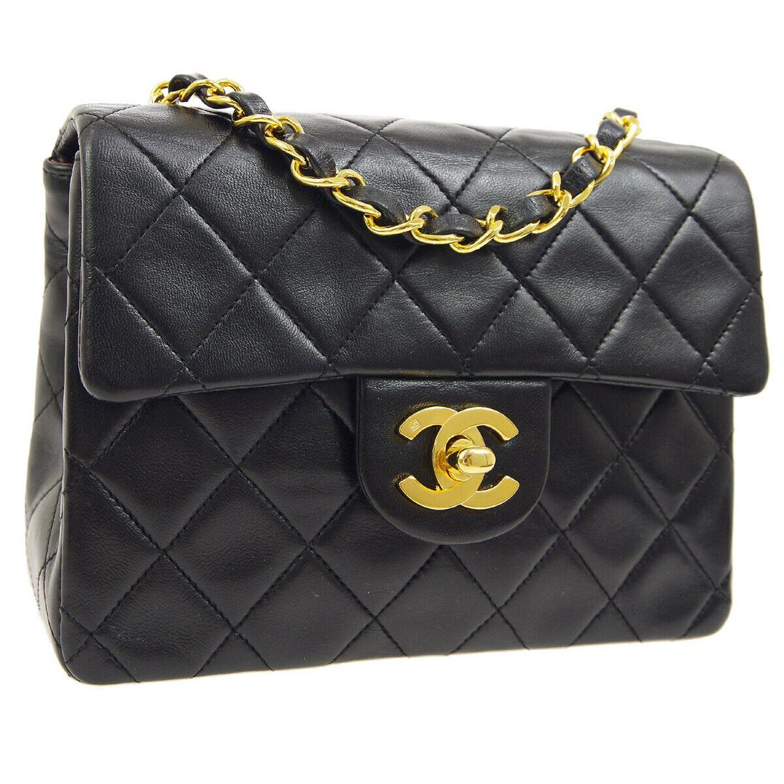 CHANEL Quilted CC Single Chain Shoulder Bag 2265177 Purse Black Leather: CHANEL Quilted CC Single Chain Shoulder Bag 2265177 Purse Black Leather Size: Small Accents: Lock Logo Quilted Model: Single Chain Shoulder Style: Shoulder Bag Handle Style: Crossbody Strap Bag Height