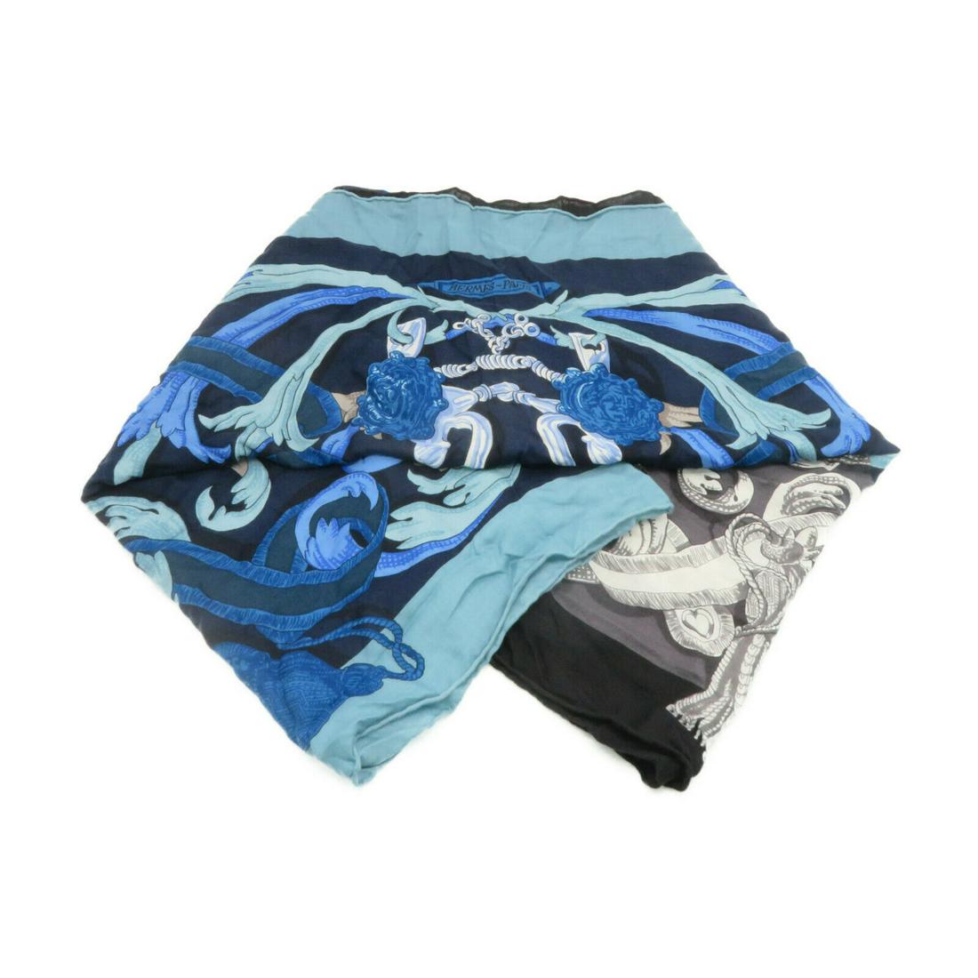 Hermes Scarf Cashmere Silk Blue: Hermes Scarf Cashmere Silk Blue Brand: HERMES Style: Calfskin Material: Ka Stains Color: Blue Size Type: Regular Type: Calfskin Frame Color: Blue B: Reasonable Wear and Tear The Mynt Guarantee: All it