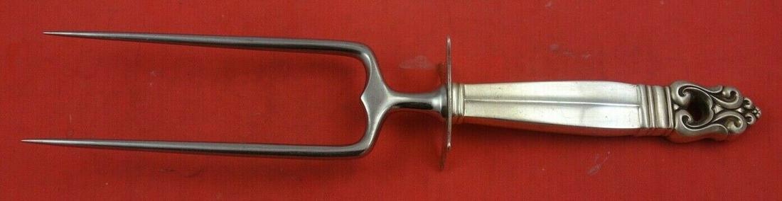 Royal Danish by International Roast Holder Hollow Handle WS 11 1/2": Royal Danish by International Roast Holder Hollow Handle WS 11 1/2" Maker: Tiffany & Co. Composition: Sterling Silver Age: 1900-1940 Brand: International Pattern: Royal Danish Type: Cheese Wire Royal 