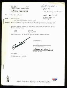 David Scott Signed Used 1968 Apollo Spacecraft Review PSA/DNA: David Scott Signed Used 1968 Apollo Spacecraft Review PSA/DNA Autograph Authentication: PSA/DNA Product Coa: PSA/DNA Product Signed By Name: Dave Scott Pre-Owned PLEASE NOTE: Framed Large or heavy Ite