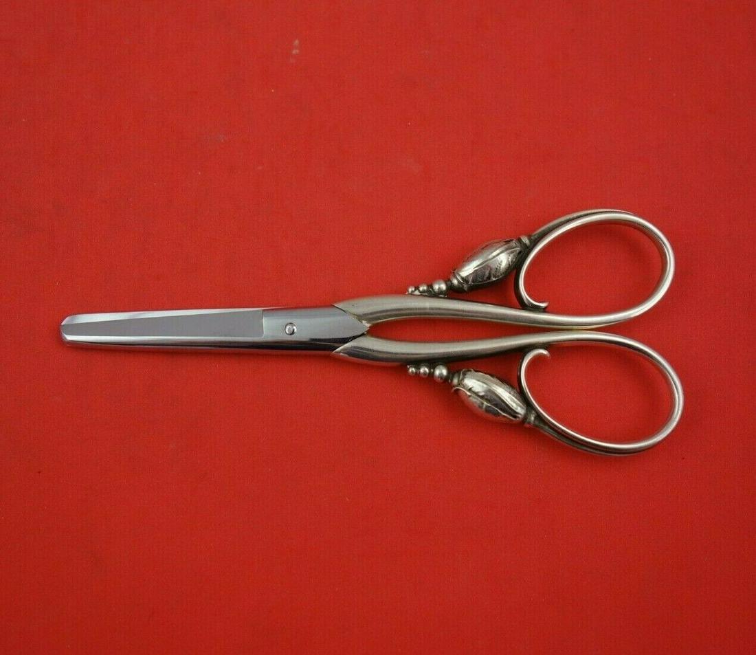 Blossom by Georg Jensen Sterling Silver Grape Shears 5 1/2" Heirloom: Blossom by Georg Jensen Sterling Silver Grape Shears 5 1/2" Heirloom Maker: Georg Jensen Composition: Sterling Silver Age: 1900-1940 Brand: Georg Jensen Pattern: Blossom Type: Shears Blossom by georg 