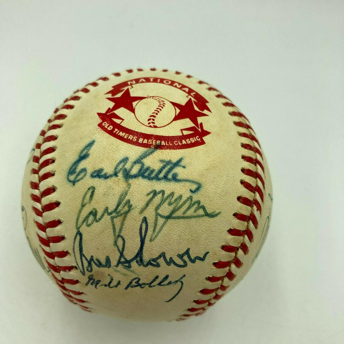 Hall Of Fame Multi Signed Cracker Jack Old Timers Game Baseball Beckett COA: Hall Of Fame Multi Signed Cracker Jack Old Timers Game Baseball Beckett COA Product: Ball Sport: Baseball-MLB Autograph Authentication: Beckett Authentication Services (BAS) Original/Reprint: Original