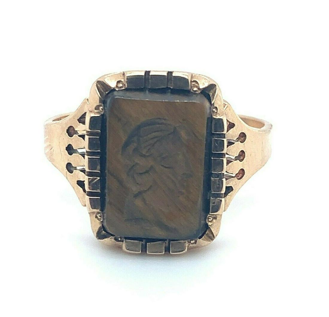10k Gold Victorian Genuine Natural Tiger's Eye Carved Intaglio Ring: 10k Gold Victorian Genuine Natural Tiger's Eye Carved Intaglio Ring Main Stone Color: Brown Metal: Yellow Gold Era: Victorian Material: Metal "Main Stone: Tigers Eye " Ring Size: 8.5 Brand: Unbranded 