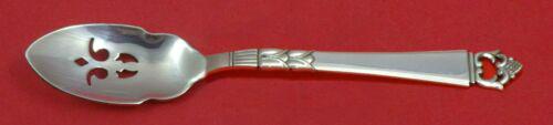 Danish Crown by Frigast Sterling Silver Olive Spoon Pierced 5 3/4" Custom Made: Danish Crown by Frigast Sterling Silver Olive Spoon Pierced 5 3/4" Custom Made Age: Post-1940 Type: Serving Spoon Brand: Frigast Composition: Sterling Silver Maker: Frigast Pattern: Danish Crown Featu