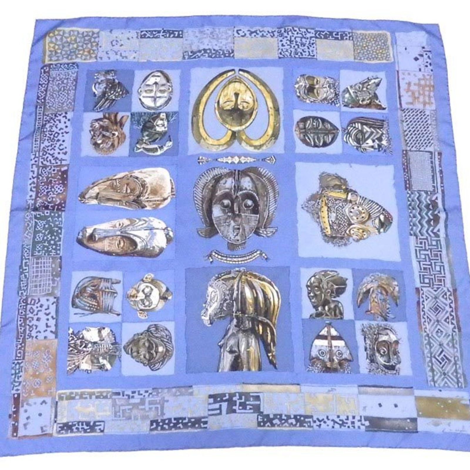Hermes HERMES Scarf Carre 90 PERSONA Blue Multicolor Silk: Hermes HERMES Scarf Carre 90 PERSONA Blue Multicolor Silk Brand: Hermes Country of Origin: France Type: Scarf Color: Blue Multi-color Material: Silk100% Silk: 100% Size (LxW): 88cm x 88cm / 34.64 x 34