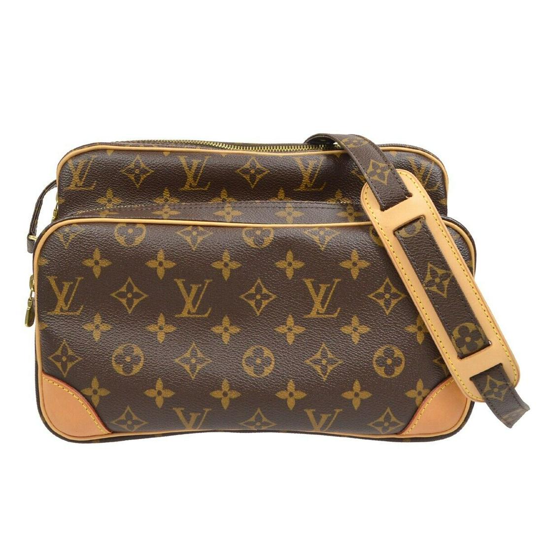 LOUIS VUITTON NILE CROSSBODY SHOULDER BAG PURSE MONOGRAM M45244 AR2079: LOUIS VUITTON NILE CROSSBODY SHOULDER BAG PURSE MONOGRAM M45244 AR2079 Bag Width: 11 in Pattern: Monogram Bag Height: 8 in Closure: Zip Size: Large Handle Style: Crossbody Strap Bag Depth: 5 in Exteri