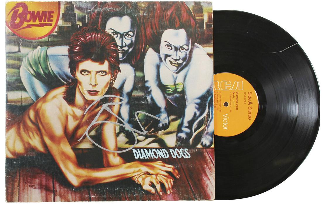 David Bowie Signed Diamond Dogs Album Cover W/ Vinyl JSA #XX60008: David Bowie Signed Diamond Dogs Album Cover W/ Vinyl JSA #XX60008 Industry: Music Object Type: Record Original/Reproduction: Original Autograph Authentication: JSA Product Coa: JSA Product Signed By N