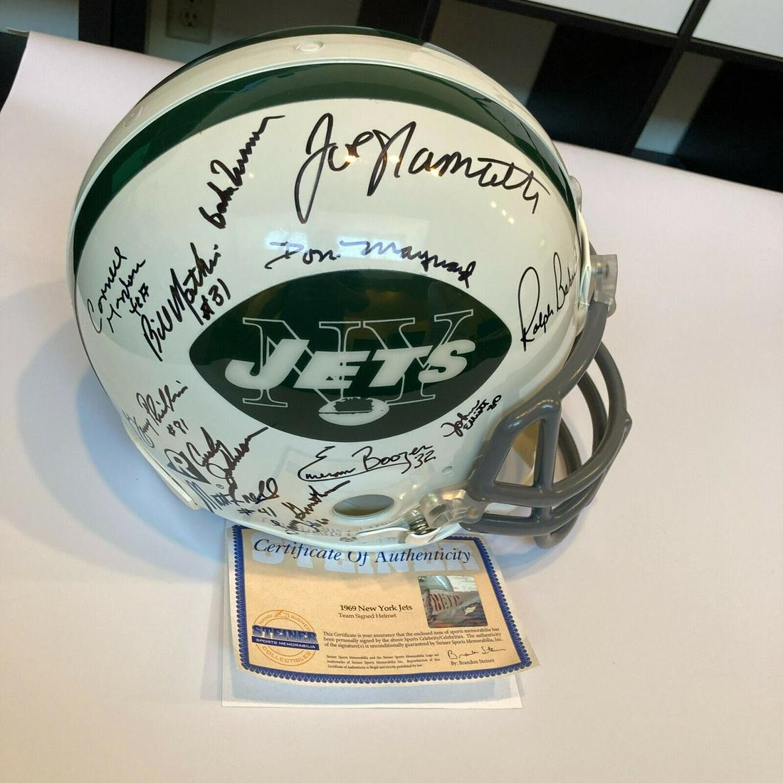 Jets iconic collectibles