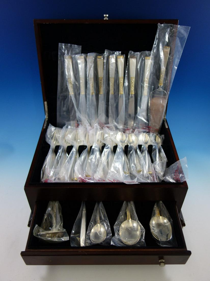 Golden Scroll by Gorham Sterling Silver Flatware Set For 8 Service 38 Pieces New: Golden Scroll by Gorham Sterling Silver Flatware Set For 8 Service 38 Pieces New Age: Post-1940 Pattern: Golden Scroll Brand: Gorham Type: Flatware - Sets Composition: Sterling Silver Maker: Gorham Ne