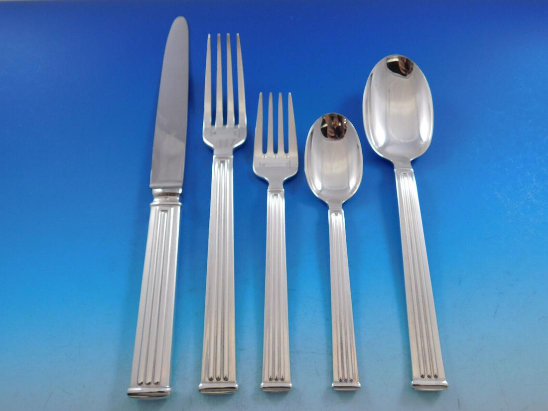 Triade by Christofle France Silverplated Flatware Set for 6 Service 31 pieces: Triade by Christofle France Silverplated Flatware Set for 6 Service 31 pieces Composition: Silverplate Brand: Christofle Pattern: Triade Region: France Type: Flatware - Sets Modern clean lines in a cl