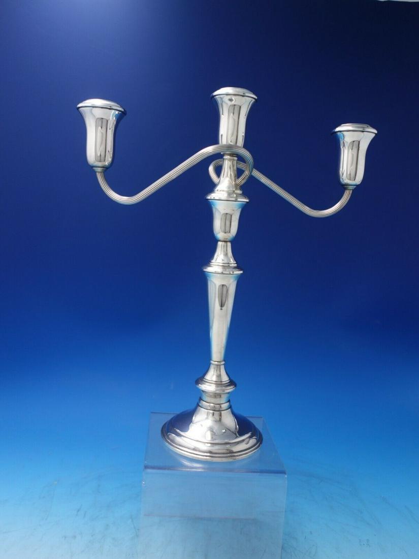 French Antique by Reed & Barton Sterling Silver Candelabra 5-light c1940: French Antique by Reed & Barton Sterling Silver Candelabra 5-light c1940 Type: Candlesticks & Candelabras Composition: Sterling Silver Age: 1900-1940 Brand: Reed & Barton Pattern: French Antique Frenc