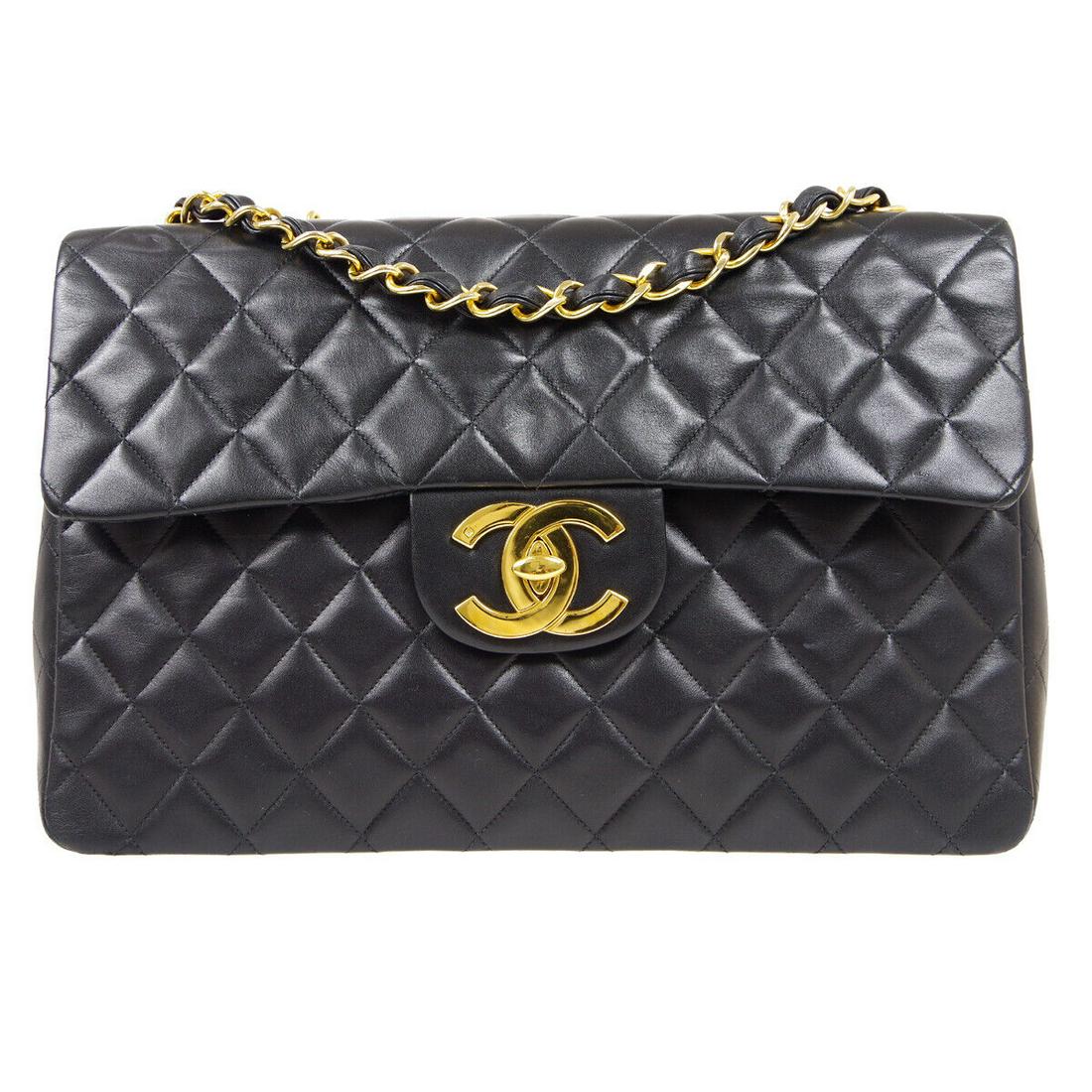 CHANEL Classic Flap Maxi Chain Shoulder Bag 3678485 Purse Black Lambskin: CHANEL Classic Flap Maxi Chain Shoulder Bag 3678485 Purse Black Lambskin Size: Large Accents: Quilted Model: Double Chain Shoulder Style: Shoulder Bag Handle Style: Shoulder Strap Bag Height: 9.4 Prod
